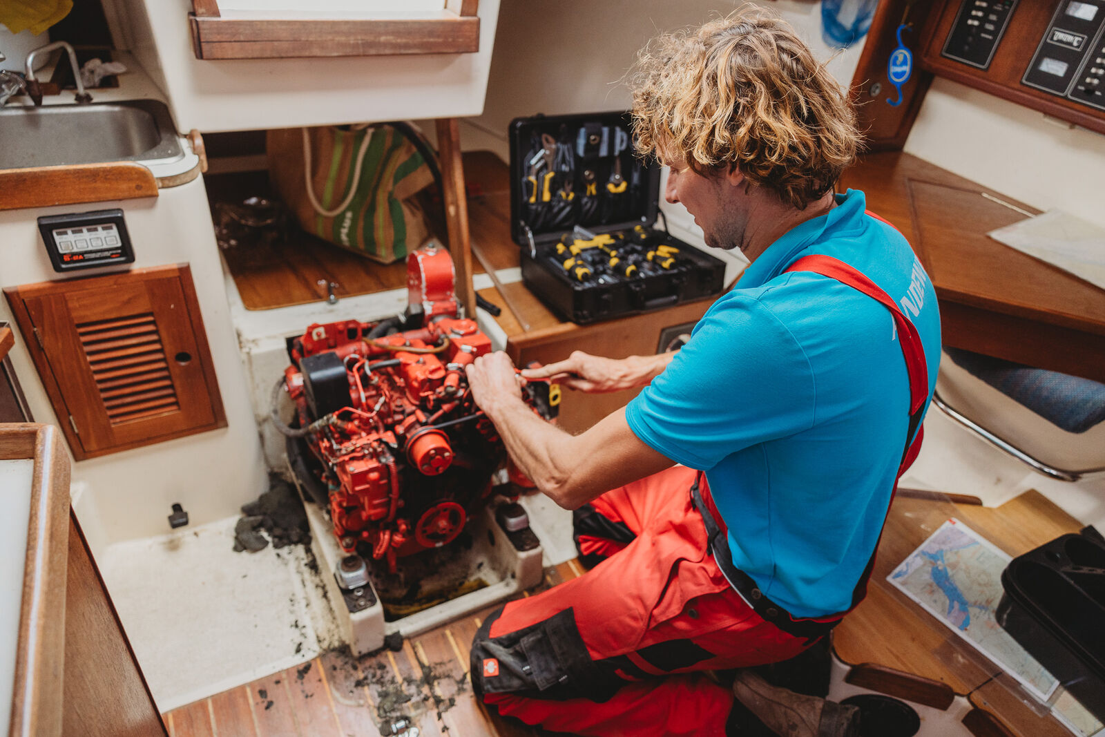 Technische werkzaamheden aan boten